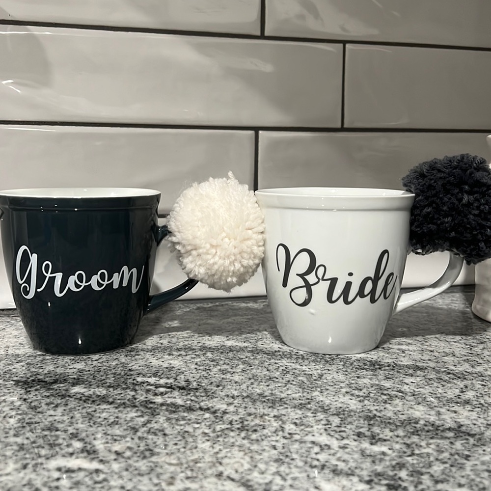 Bride groom mug set - never used